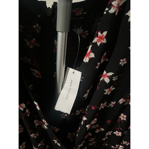 Ann Taylor Sun Dress Size 6 NWT - Picture 4 of 5